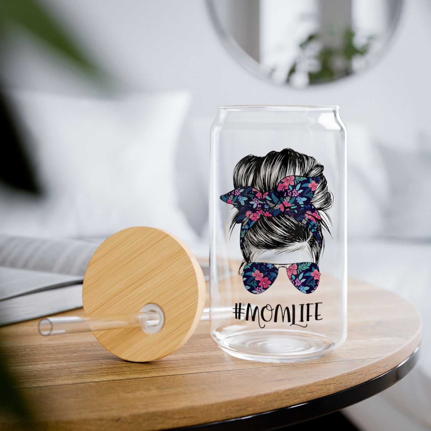 Tumbler en verre avec couvercle et paille